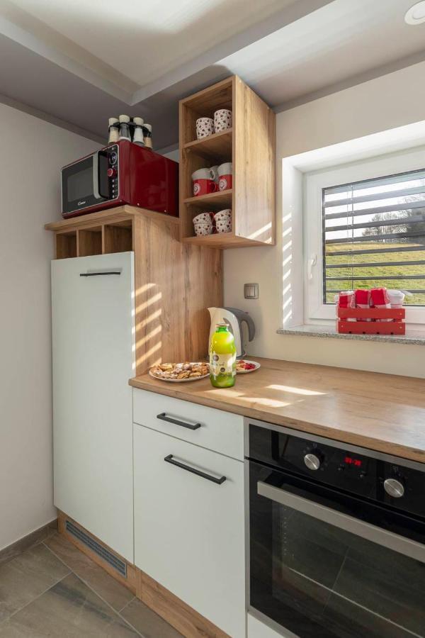 Holiday House Vikend Polzela Buitenkant foto
