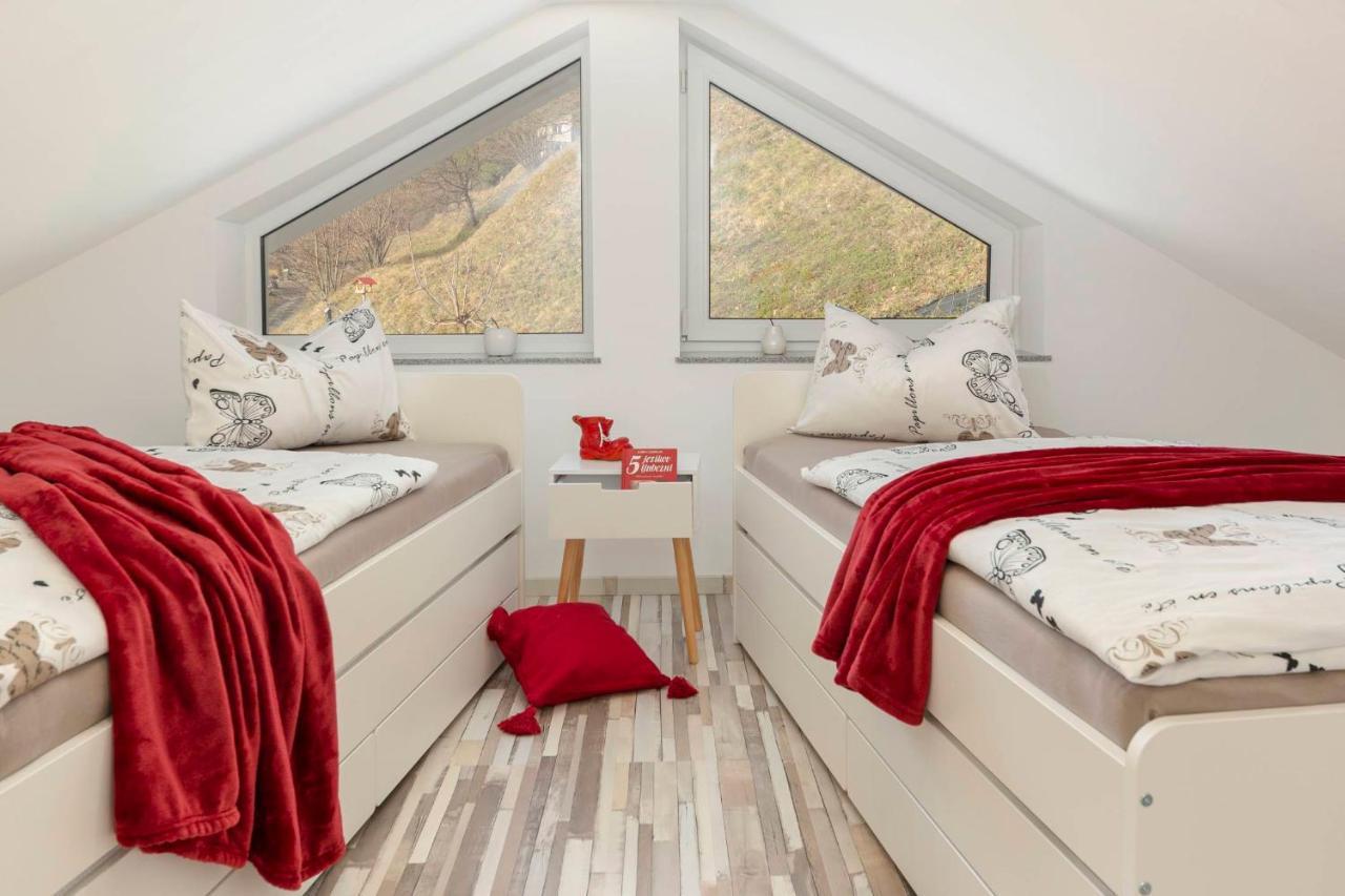Holiday House Vikend Polzela Buitenkant foto