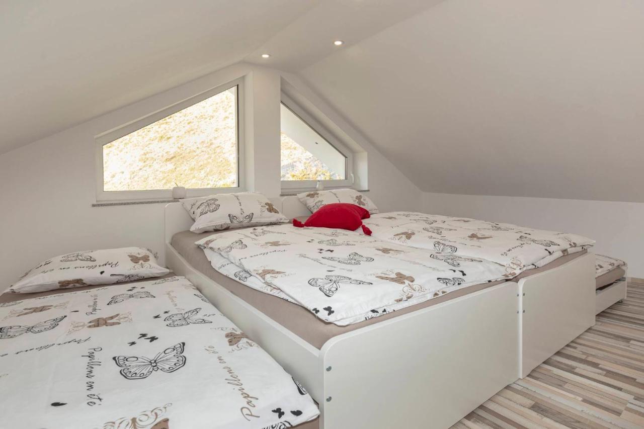 Holiday House Vikend Polzela Buitenkant foto